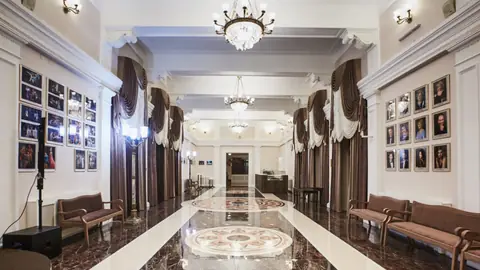 Театр. Закулисье